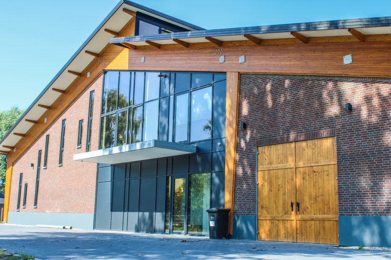 BAS Bouwmaterialen-Paarden manege_ Dreumel